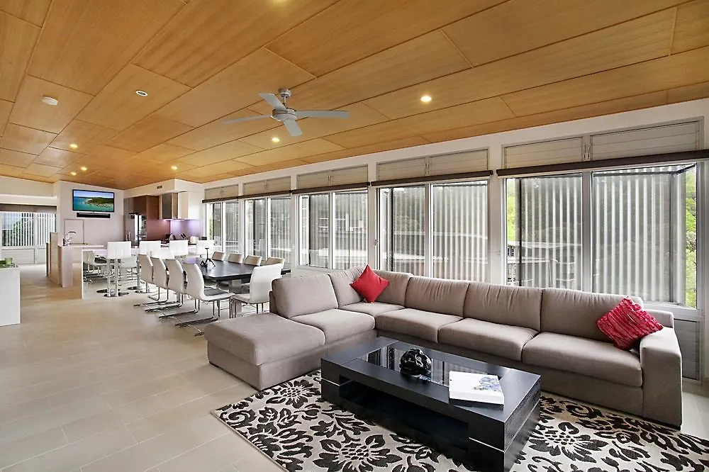 Apartment Outrigger Little Hastings Street Villas & Penthouses Sunshine Coast
